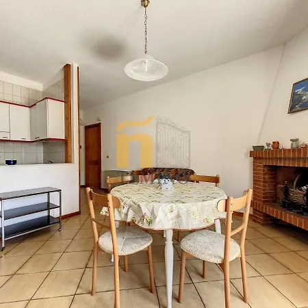 Condominio Troso بيت للعطل